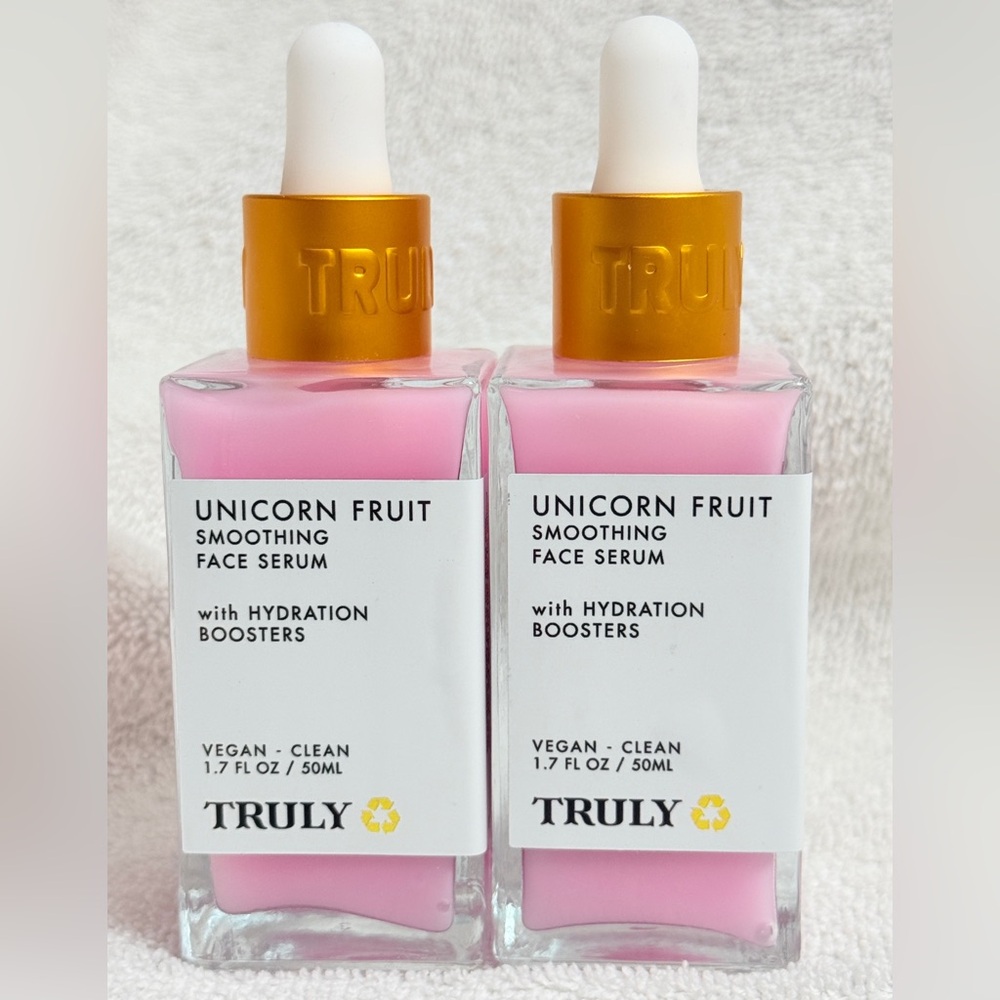 Truly Unicorn Fruit Smoothing Face Serum with Aloe and Glycerin